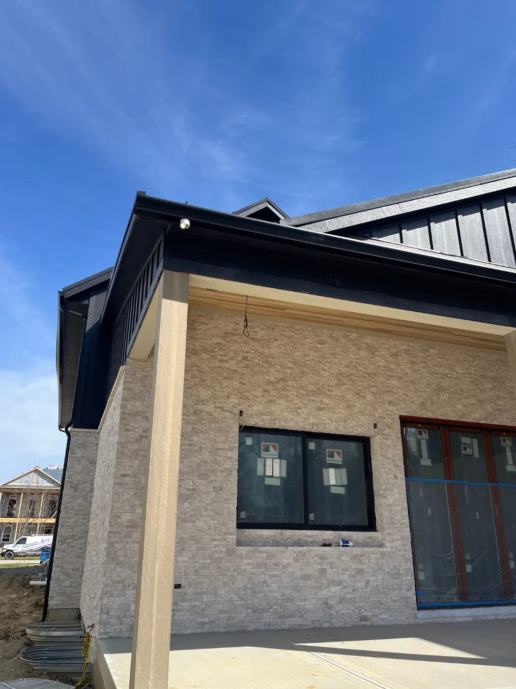 Trim and flashing detail on a Eagle Trace siding job